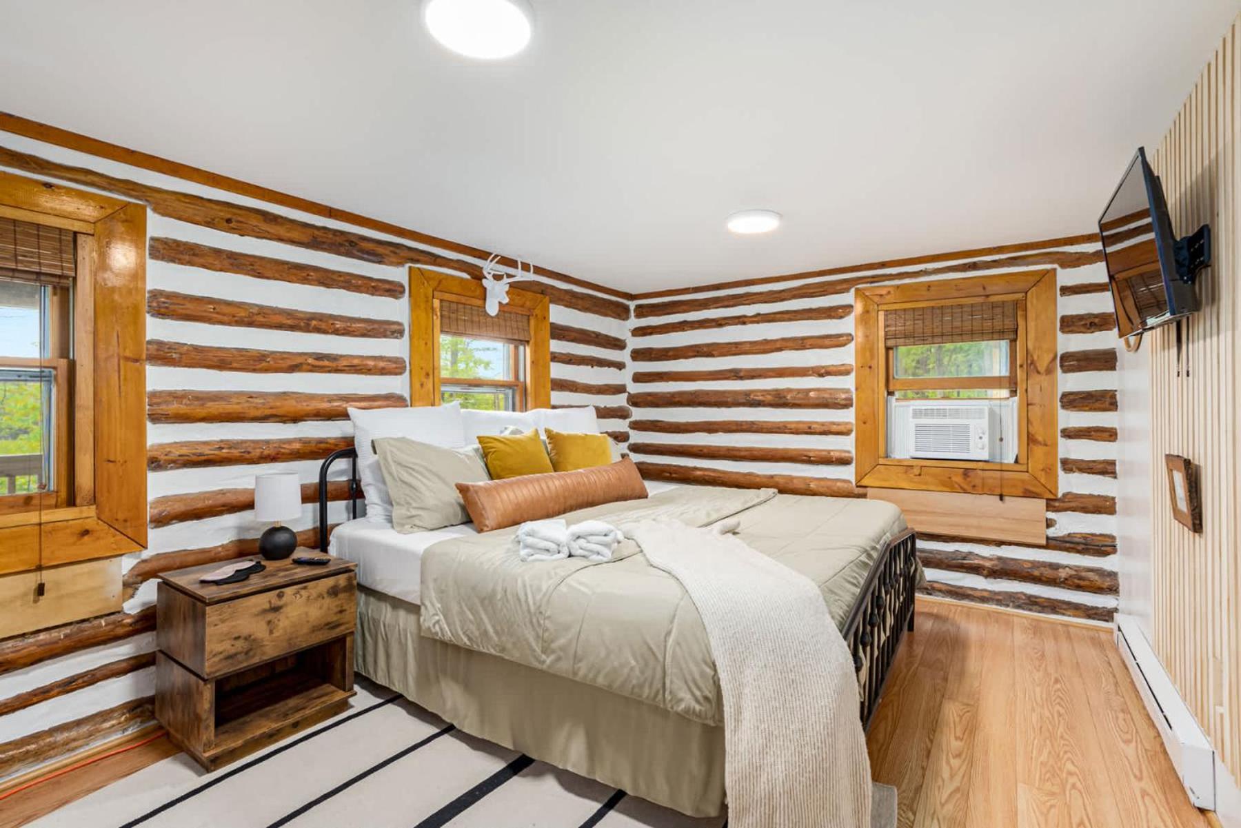 Modernized Log Cabin W Hot Tub Fire Pit & Views Berkeley Springs Exterior foto